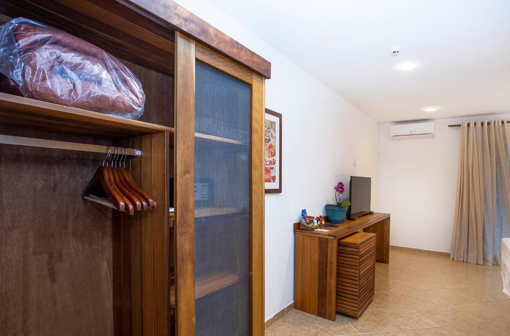 Hotel Mercedes Ilhabela Extérieur photo
